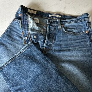 Levi’s wedgie straight cropped jean